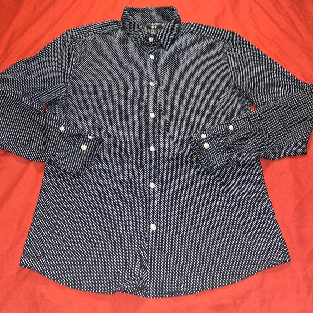 H&M Slim Fit Easy Iron Long Sleeve Button Down Size Large